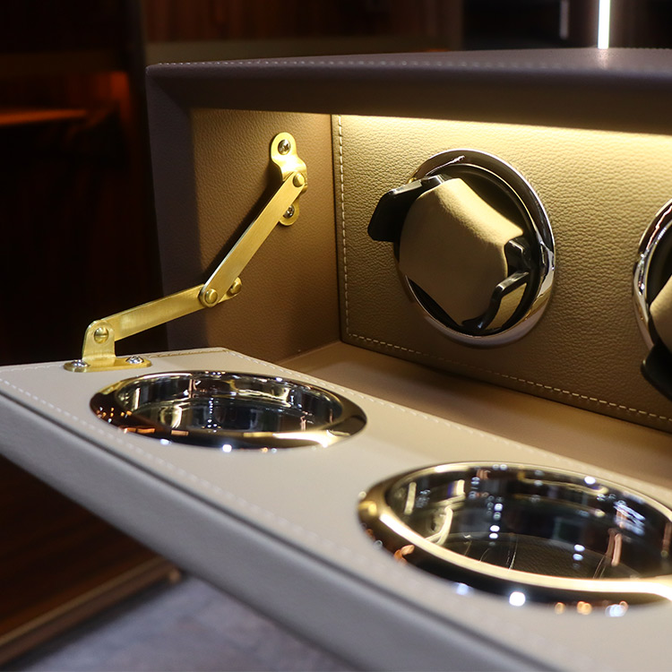 CAJA DE RELOJES MDF/CUERO/CRISTAL (MARRON)
